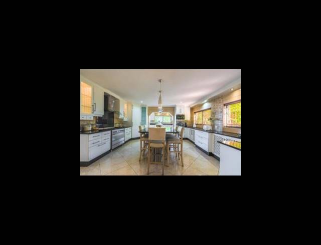 4 BEDROOM HOUSE FOR SALE IN GLENVISTA